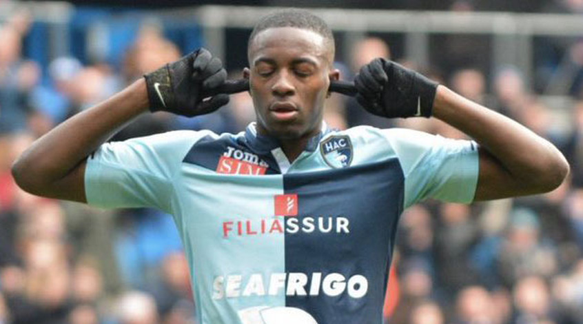 "Аяччо" в безумном матче завоевывает шанс на повышение в классе