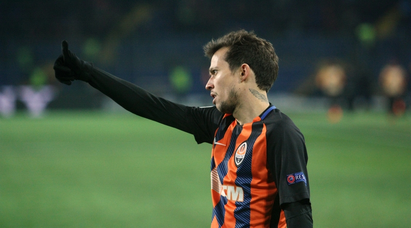 La Gazzetta dello Sport: "Челси" ожидает ответа от Бернарда до 9-го августа