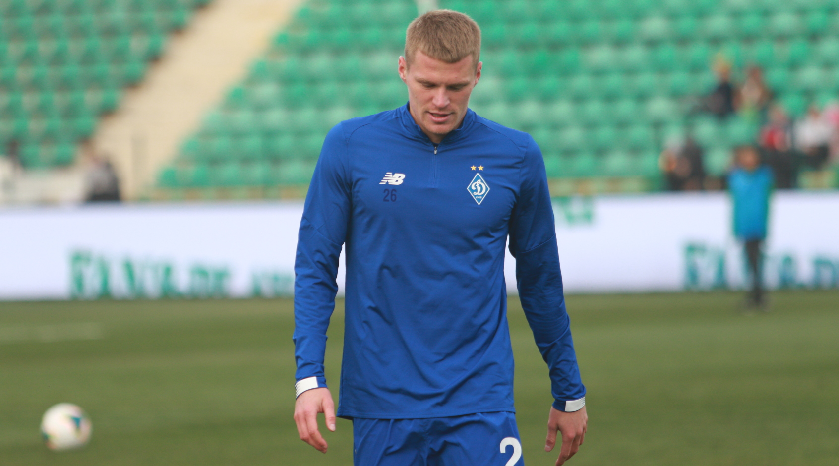 Врач "Динамо": "У Бурды воспаление коленного сустава"