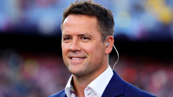 Майкл Оуэн: "Месси взял трофей с Аргентиной – Роналду позади"