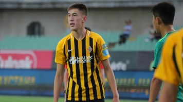 Хавбек сборной Казахстана забил блестящий гол с центра поля Албании (Видео)