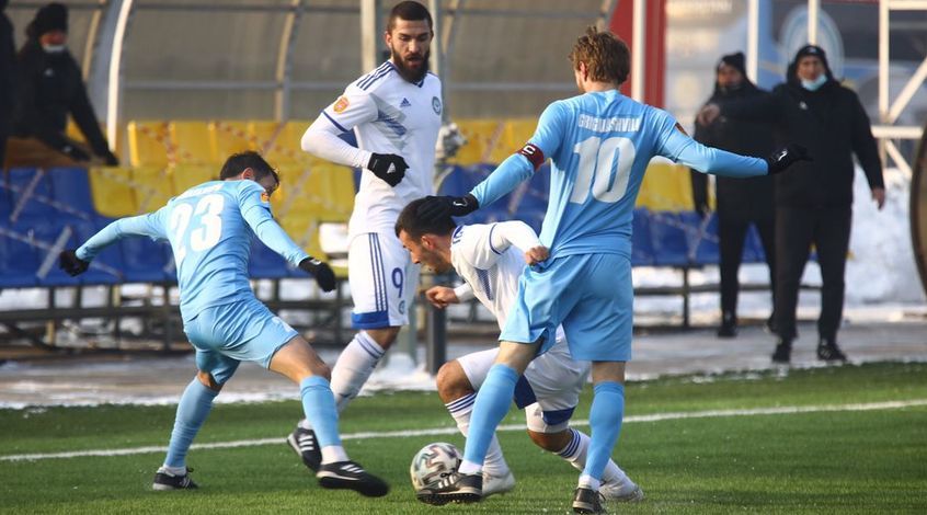 Кызыл жар ордабасы матч. Кубок Казахстана по футболу. Кызылжар Казахстан. ФК Ордабасы. ФК Кызылжар.