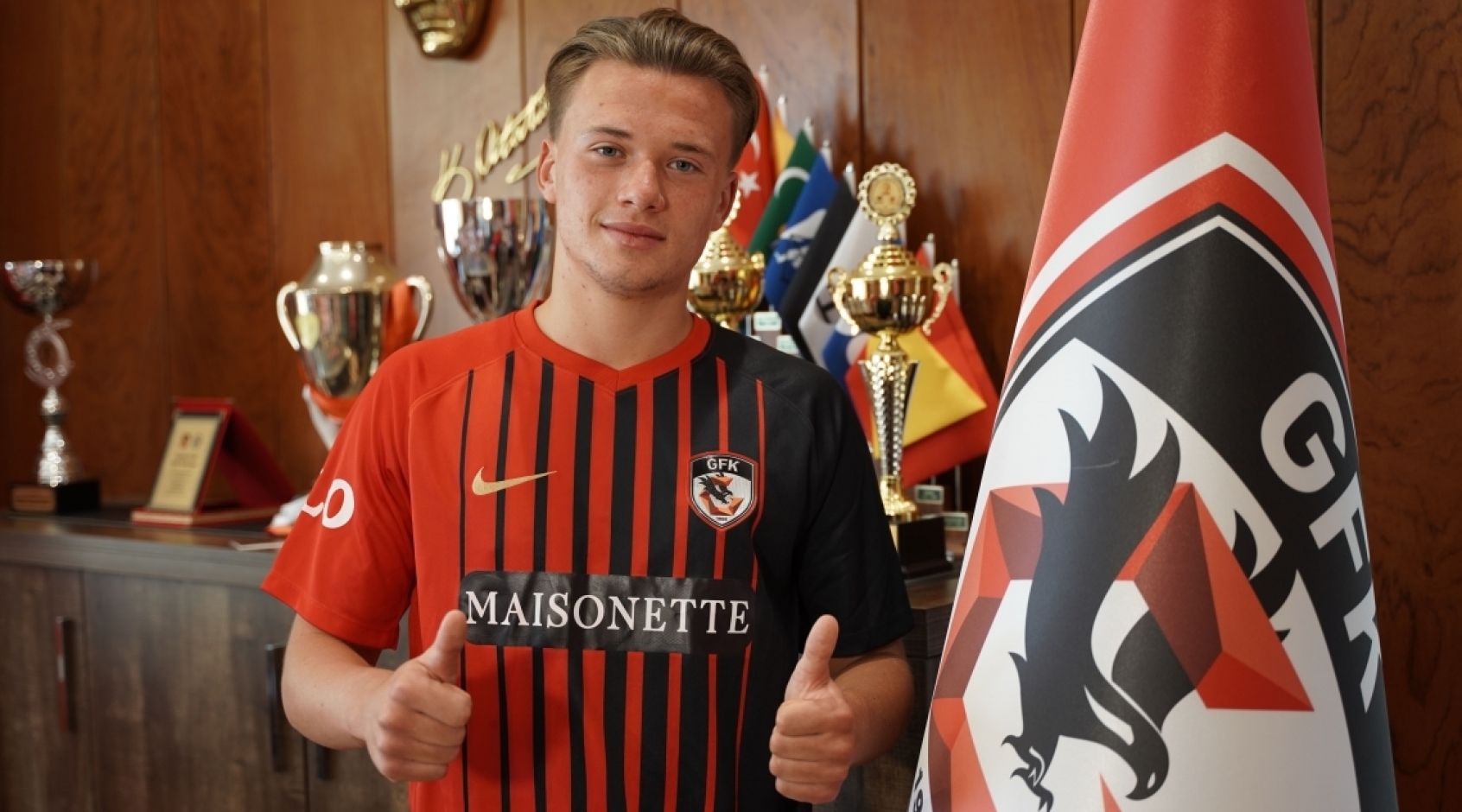 "Газиантеп" подписал экс-игрока "Шахтера" U-19 Владислава Кобылянского