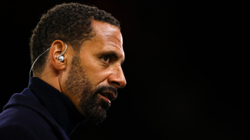 Бывший защитник "Манчестер Юнайтед" попал в больницу во время матча команды с "Ливерпулем"