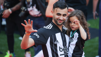 Полузащитник "Лестера" Рашид Геззаль - игрок "Бешикташа"