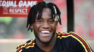 "Бешикташ" объявил о переходе Батшуаи