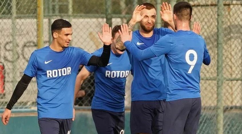 Гол Алексея Щеткина помог "Ротору" обыграть "Акжайык"