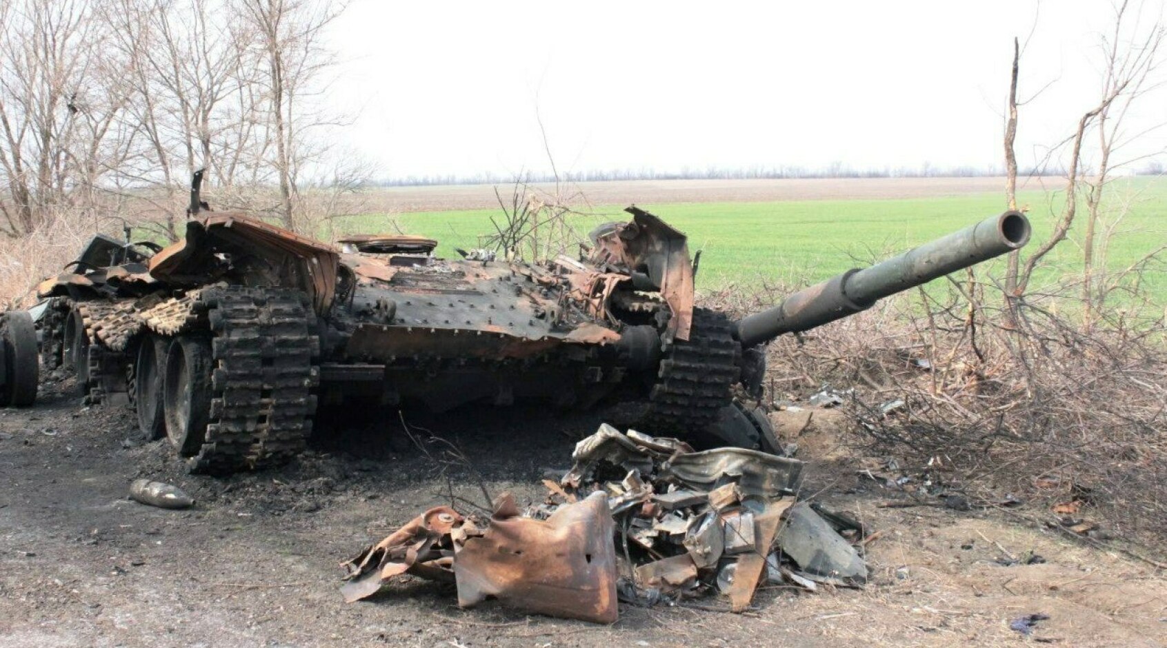 запорожская область бои сейчас. боевые действия. российская военная техника. российские военные на украине. подбитые российские танки в украине.