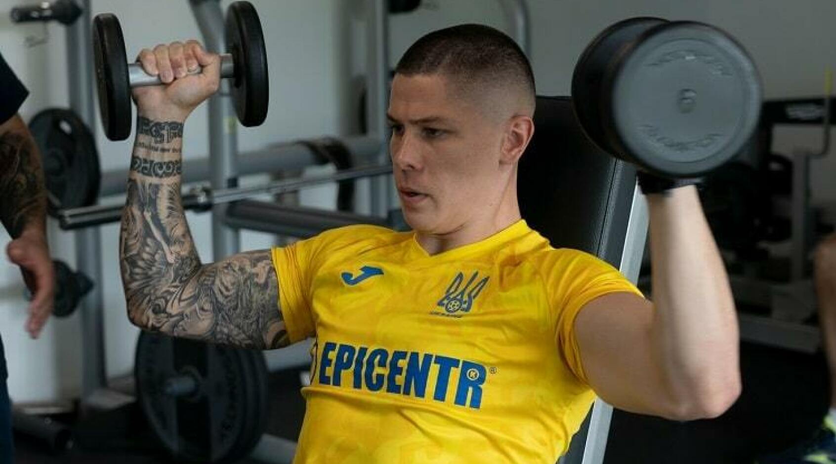 Збірна України: Денис Попов завершує курс реабілітації. Новости ...