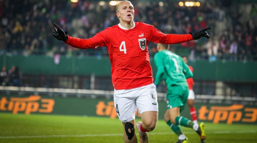 Официально: Ксавьер Шлагер – игрок "Ноттингем Форест"