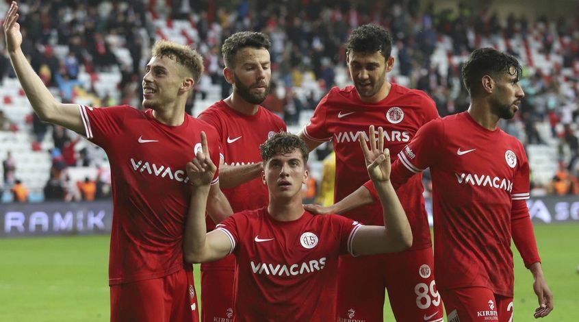 Чемпіонат Туреччини. "Антальяспор" – "Кайсеріспор" 4:0. Відеоогляд матчу