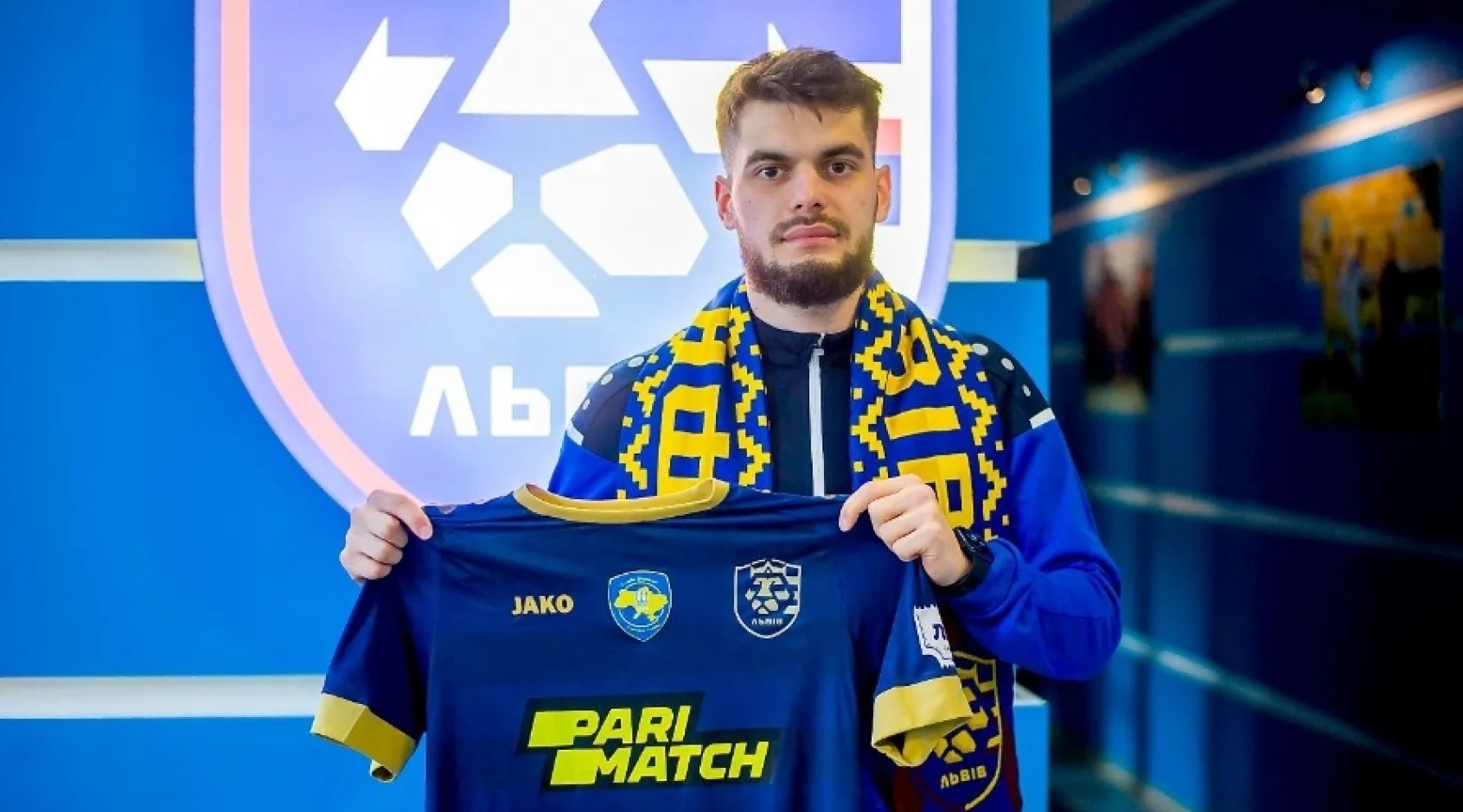 "Чорноморець" переглядає Алібекова і чекає на Вакулу