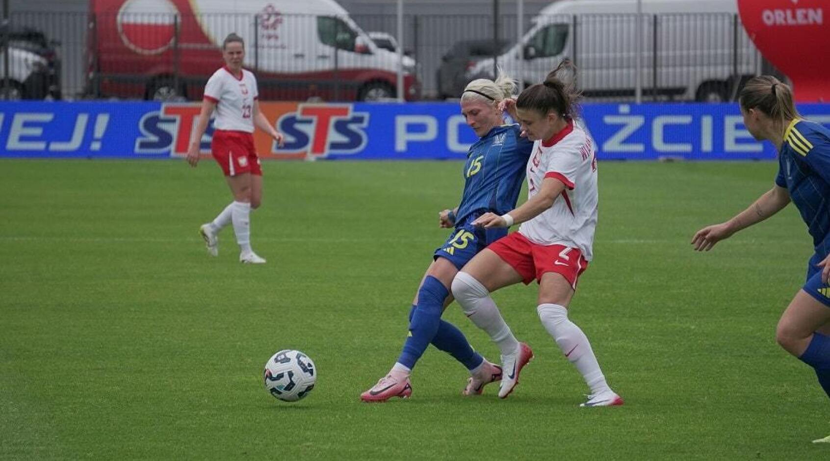 Жіночий футбол. Польща - Україна 4:0