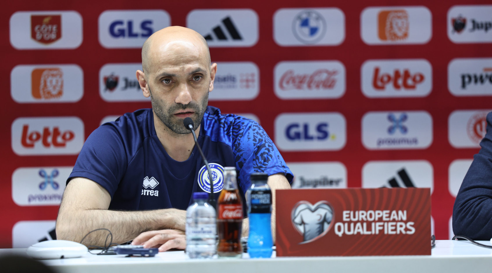 Тренер збірної Казахстану подав у відставку після 0:6 від Бельгії